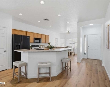 3771 E Thunderheart Trail - Photo Thumbnail 12