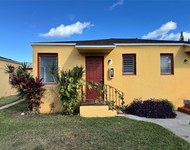 1739 Moffett Street - Photo Thumbnail 10