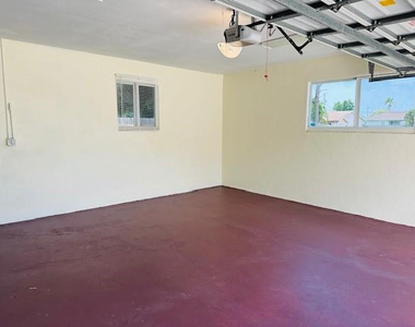 3421 Helena Drive - Photo Thumbnail 9