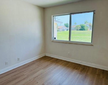 3421 Helena Drive - Photo Thumbnail 21