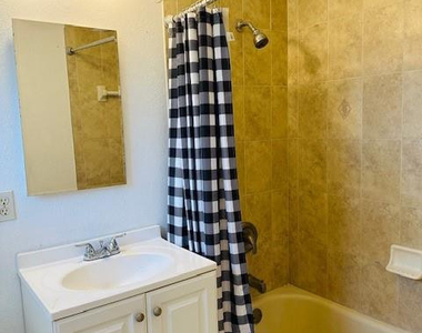 3421 Helena Drive - Photo Thumbnail 28