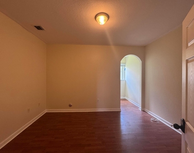 9508 Sw 221st Lane - Photo Thumbnail 7