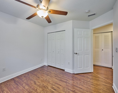 6725 Old Farm Trail - Photo Thumbnail 35