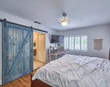 6725 Old Farm Trail - Photo Thumbnail 26