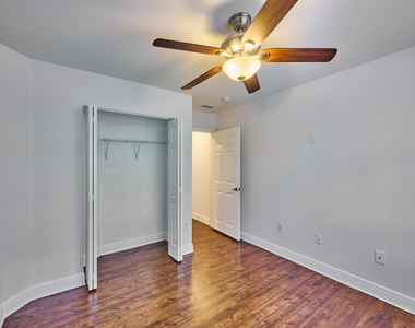 6725 Old Farm Trail - Photo Thumbnail 42