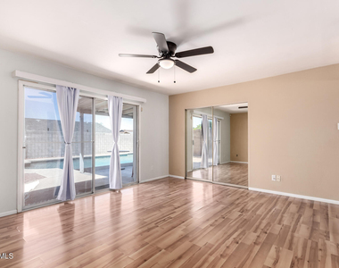 4404 S Mcallister Avenue - Photo Thumbnail 22