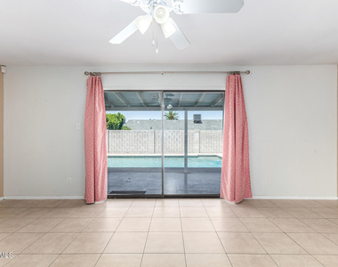 4404 S Mcallister Avenue - Photo Thumbnail 9