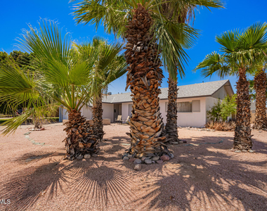 4404 S Mcallister Avenue - Photo Thumbnail 2