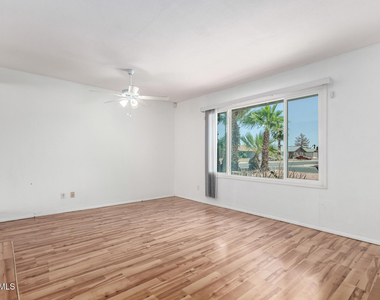 4404 S Mcallister Avenue - Photo Thumbnail 4