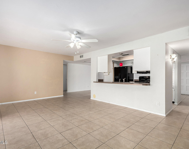 4404 S Mcallister Avenue - Photo Thumbnail 10