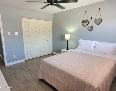 4404 S Rita Lane - Photo Thumbnail 20