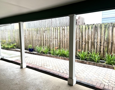 4440 Bougainvilla Drive - Photo Thumbnail 4