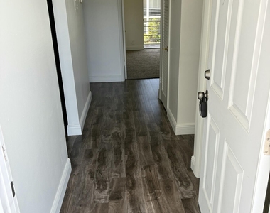 4500 N Flagler Drive - Photo Thumbnail 3