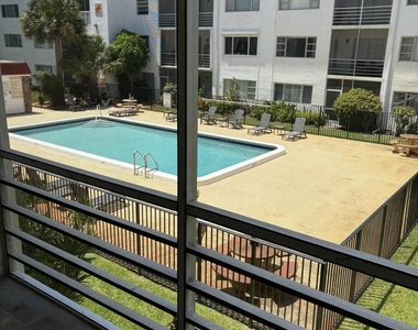 4500 N Flagler Drive - Photo Thumbnail 1