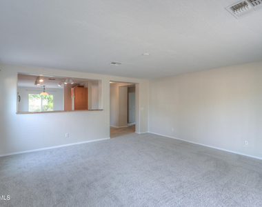 27976 N Gold Lane - Photo Thumbnail 19