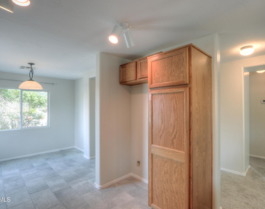 27976 N Gold Lane - Photo Thumbnail 12