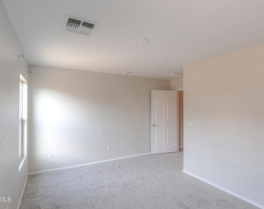 27976 N Gold Lane - Photo Thumbnail 33