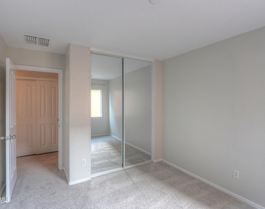 27976 N Gold Lane - Photo Thumbnail 27