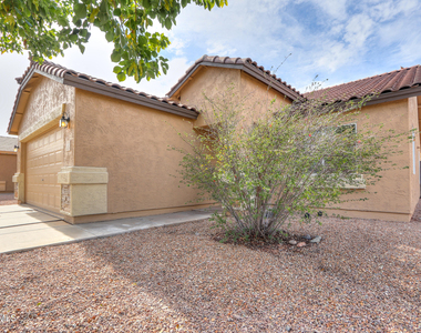 27976 N Gold Lane - Photo Thumbnail 4