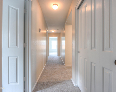 27976 N Gold Lane - Photo Thumbnail 22