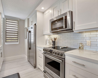 3594 S Ocean Boulevard - Photo Thumbnail 11