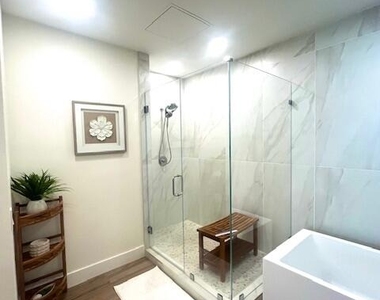 184 Lake Drive - Photo Thumbnail 21