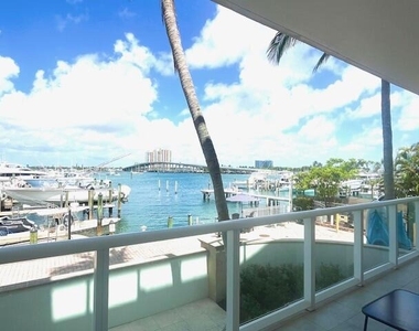 184 Lake Drive - Photo Thumbnail 2