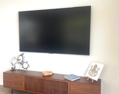 184 Lake Drive - Photo Thumbnail 10