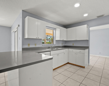 4128 Chestnut Avenue - Photo Thumbnail 14