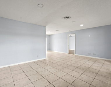 4128 Chestnut Avenue - Photo Thumbnail 2