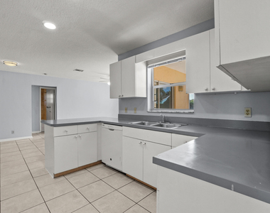 4128 Chestnut Avenue - Photo Thumbnail 17