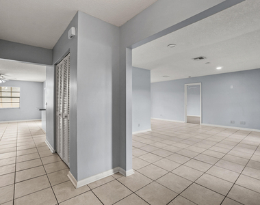 4128 Chestnut Avenue - Photo Thumbnail 8