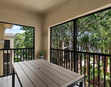 3020 Alcazar Place - Photo Thumbnail 15