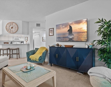 3020 Alcazar Place - Photo Thumbnail 2