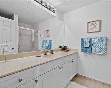 3020 Alcazar Place - Photo Thumbnail 14