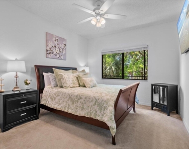 3020 Alcazar Place - Photo Thumbnail 8