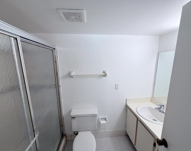 8405 Nw 61st Street - Photo Thumbnail 17