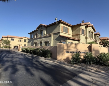 805 S Sycamore -- - Photo Thumbnail 8
