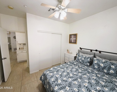 805 S Sycamore -- - Photo Thumbnail 7