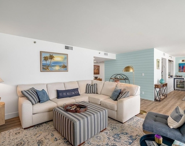 8750 S Ocean Drive - Photo Thumbnail 17