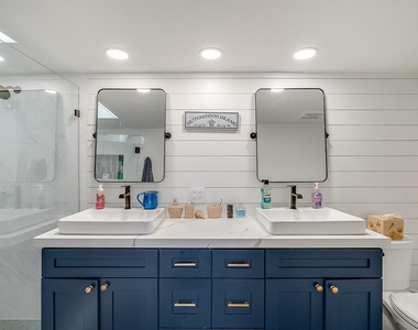 8750 S Ocean Drive - Photo Thumbnail 6