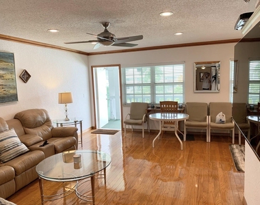 2453 Ne 51st Street - Photo Thumbnail 1