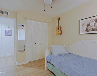703 E Auburn Drive - Photo Thumbnail 29