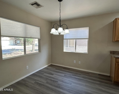 6049 W Wood Street - Photo Thumbnail 5