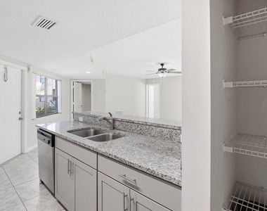 2625 Heathcote Drive - Photo Thumbnail 14