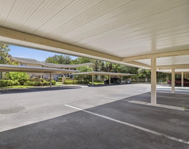 2625 Heathcote Drive - Photo Thumbnail 4
