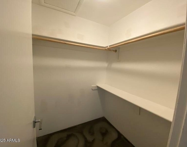 3416 N 37th Street - Photo Thumbnail 7