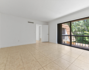 825 Center Street - Photo Thumbnail 19