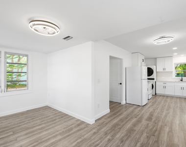 633 Sw Cleveland Avenue - Photo Thumbnail 3