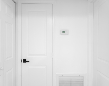 633 Sw Cleveland Avenue - Photo Thumbnail 9